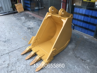 PC200包邊600寬挖鬥