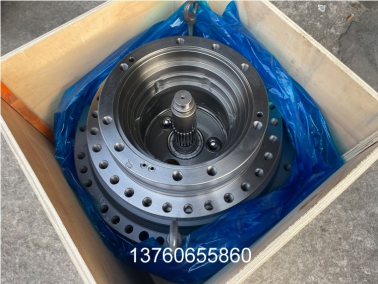 柳工CLG920D行走（zǒu）牙箱（xiāng）