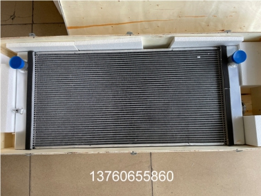 住友SH200-6挖掘機（jī）水箱